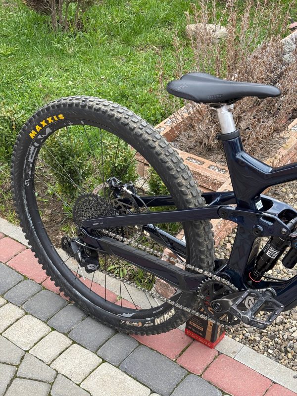 Велосипед Trek Slash 9.7 2022 M/L 29" карбон фото 5