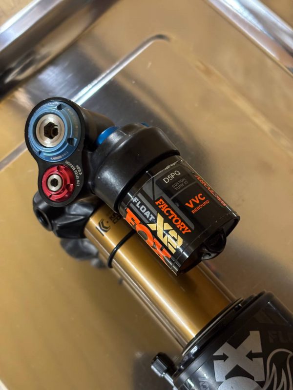 Амортизатор Fox Float X2 Factory 205x65mm Trunnion фото 5