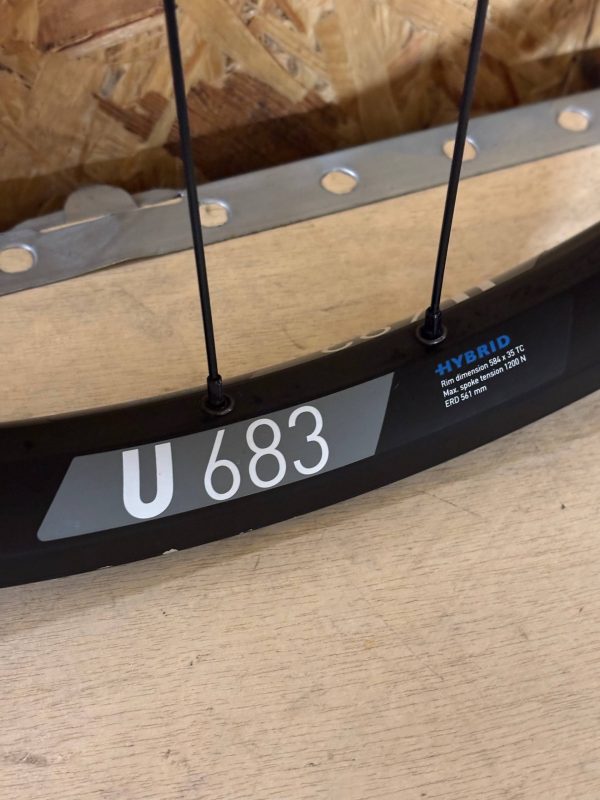 Колесо DT Swiss 27.5" 12x135mm фото 7