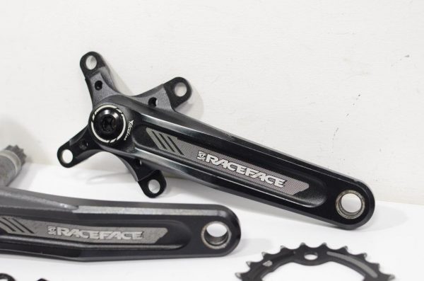 Шатуни RaceFace Turbine фото 3