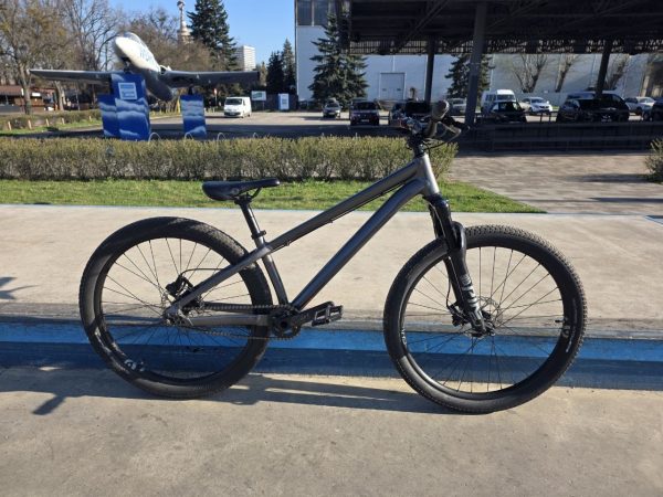 Specialized P.3 дьорт/стріт байк 2022 фото 2