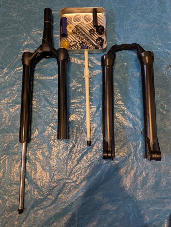 Вилка Manitou Marvel TS Air + Rock Shox Pike RC Solo Air + амортизатор DVO Topaz 2 Trunion Air фото 5