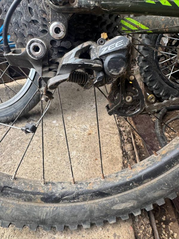 Передній перемикач Shimano Zee FD фото 1