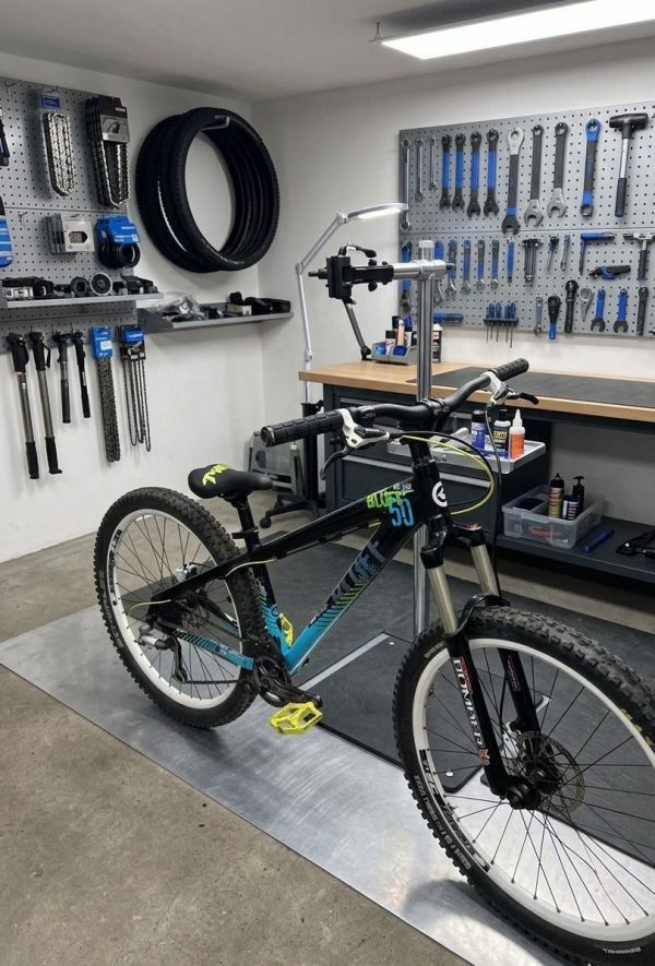 Рама Kellys Bluff M + компоненти та Рама Liteville 901 фото 1