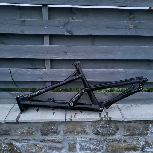 Рама Kellys Bluff M + компоненти та Рама Liteville 901 фото 3