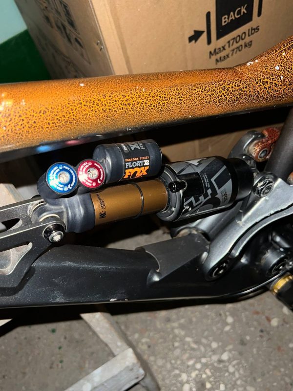 Амортизатор Fox Float X2 Kashima фото 1