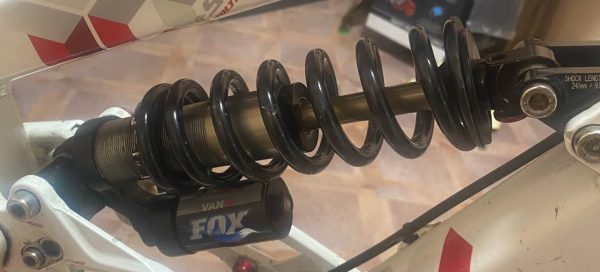 Амортизатор Fox Van R + пружина RockShox фото 1