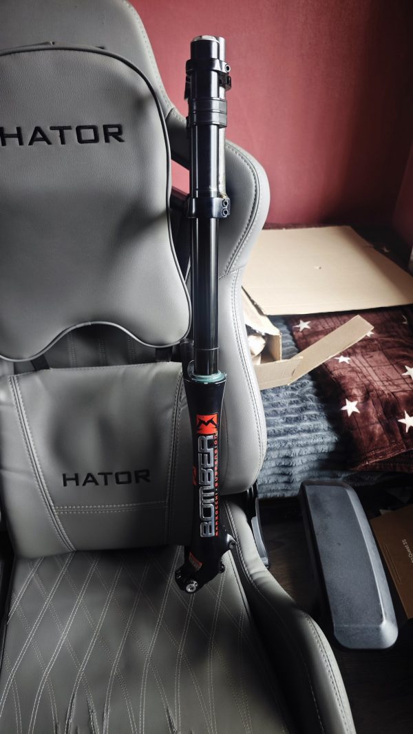 Вилка Marzocchi Bomber 888 VF2 фото 4